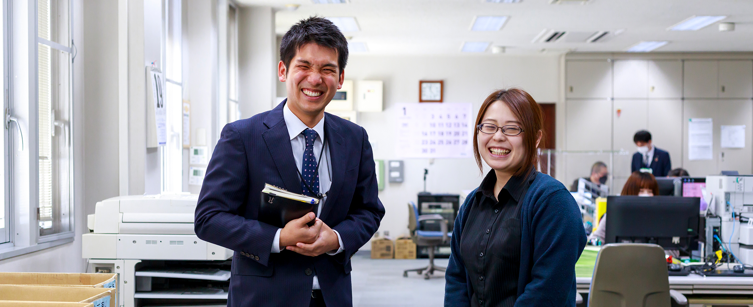 仕事には真面目に真剣に取り組みますが、休憩時間などは皆で和気あいあいと過ごします。